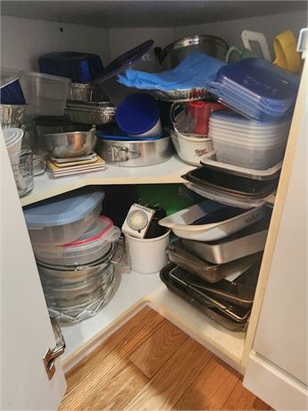 Assorted Kitchen Storage Containers and Bakeware