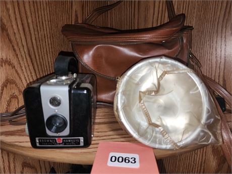 Vintage Kodak Brownie Hawkeye Flash Model Camera with Case and Flash Diffuser