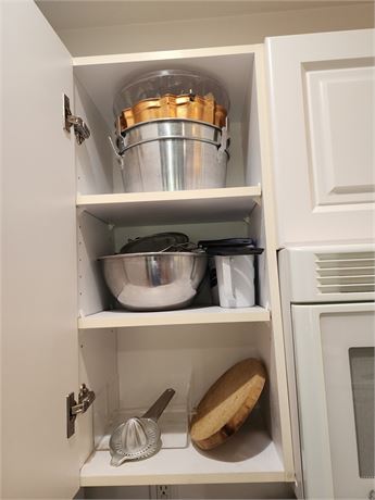 Mixed Kitchen Tools and Bakeware Set