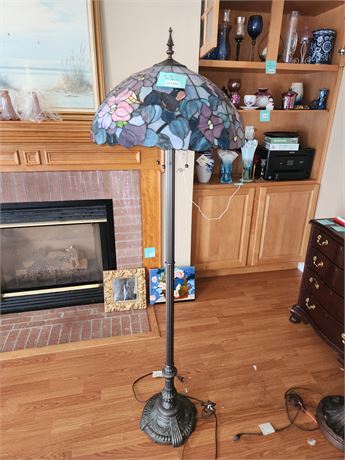 103 - Floral Stained Shade-Style Floor Lamp