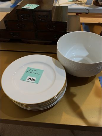 190 - Porcelain Dinnerware Set with Plates and Bowl