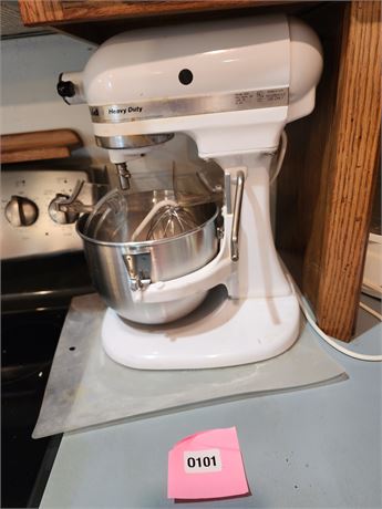 KitchenAid Heavy Duty Stand Mixer with Bowl and Cover