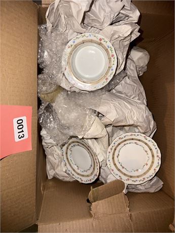 Set of Royal Rudolstadt Prussia Porcelain Plates