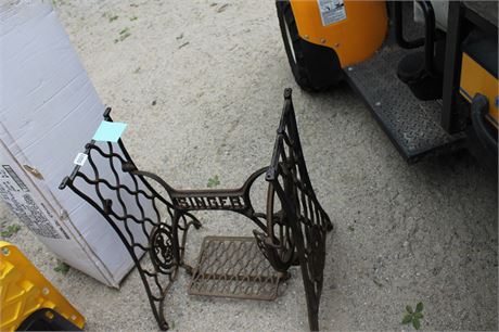 Vintage Cast Iron Singer Sewing Machine Treadle Base
