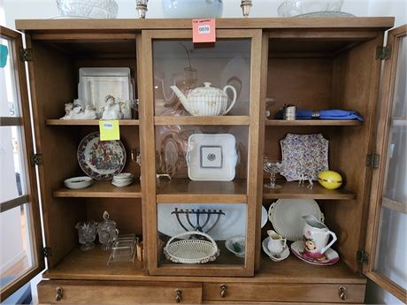 Contents and Decorative Items inside the cabinet only