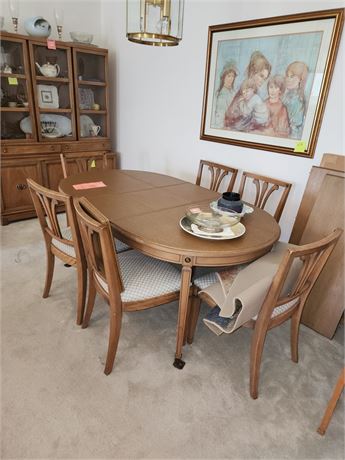 Wooden Dining Table with Six Chairs and Two Leaves