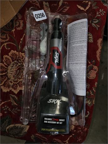 256 - Skil Rechargeable Screwdriver Set