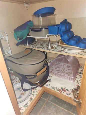 081 - Assorted Kitchen Storage and Serving Accessories